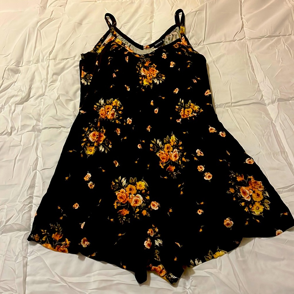 V neck romper shorts.